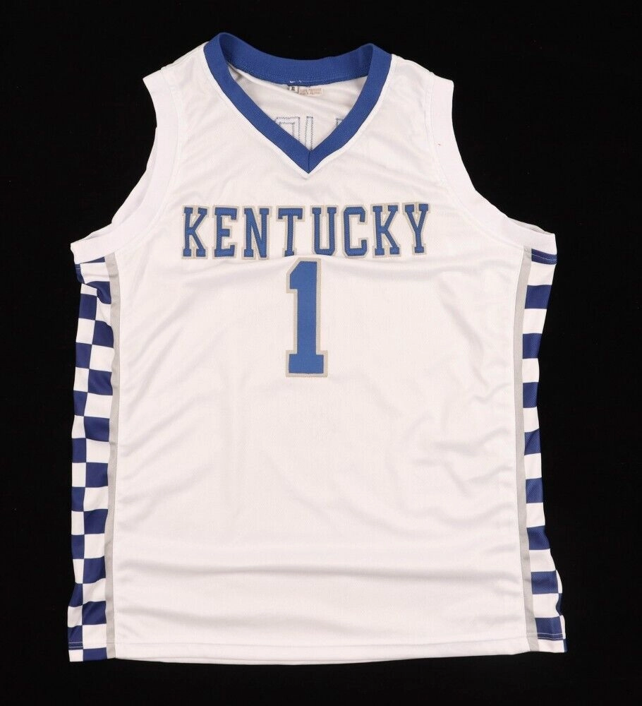 2021 Kentucky Wildcats Team Signed John Caliparii White Jersey (Beckett) 12 Sigs