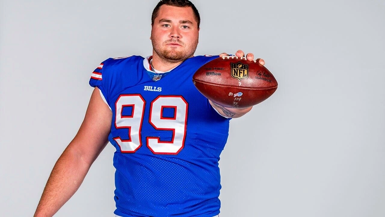 Harrison Phillips Signed Buffalo Bills Jersey (Beckett COA) 2018 3rd Rnd Pck D.T