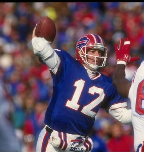 Jim Kelly Signed Bills Jersey (Beckett Holo) Buffalo's 4xSuper Bowl Quarterback