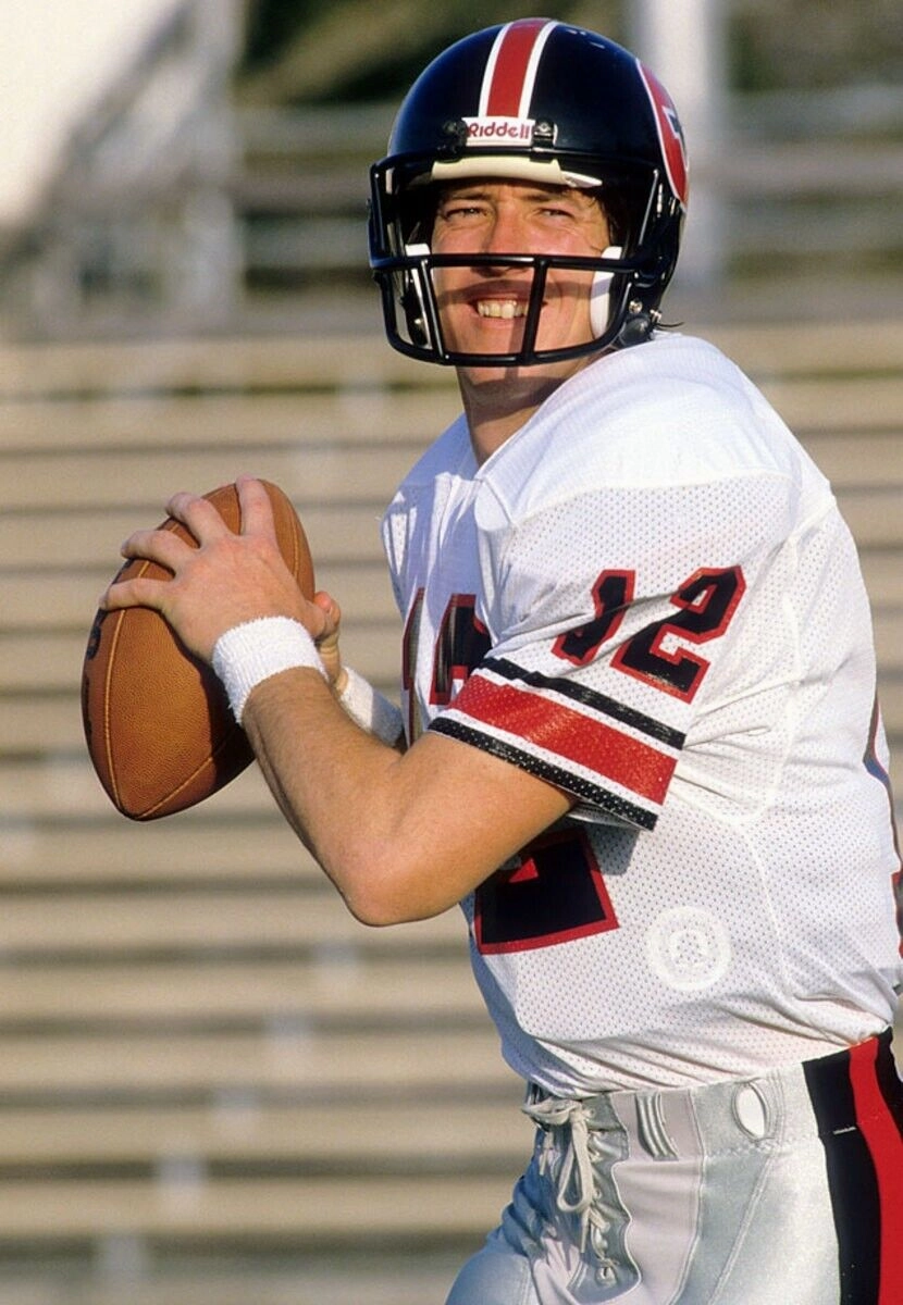 Jim Kelly Signed USFL's Houston Gamblers 1984 Jersey (JSA COA) 5??Pro Bowl QB