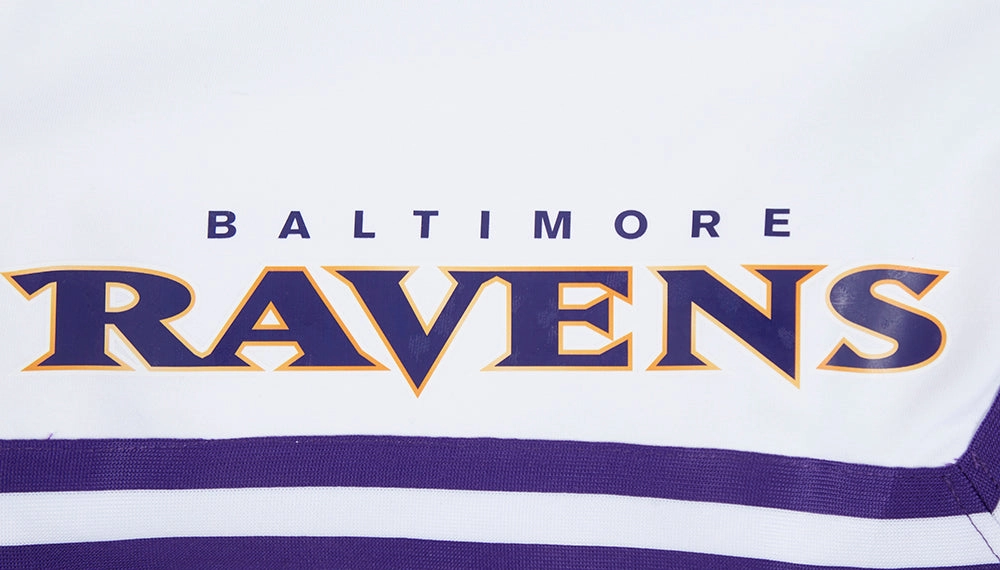 NFL BALTIMORE RAVENS CLASSIC CHENILLE MEN'S DK SHORT (WHITE)