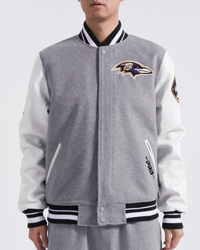 NFL BALTIMORE RAVENS OLD ENGLISH MEN'S RIB WOOL VARSITY JACKET (HEATHER GREY/WHITE/BLACK)