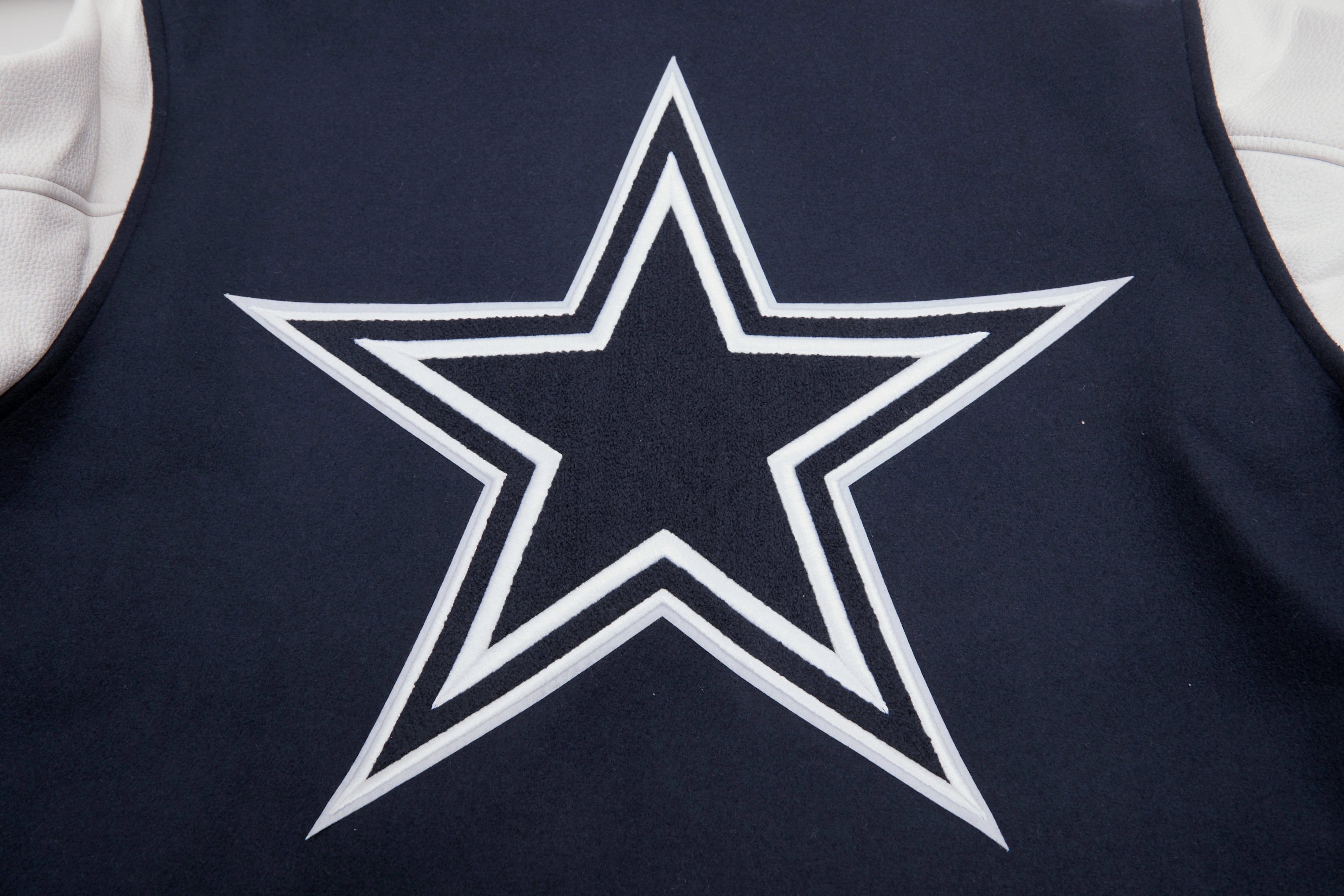 NFL DALLAS COWBOYS HOMETOWN MEN'S WOOL VARSITY JACKET (MIDNIGHT NAVY/WHITE)
