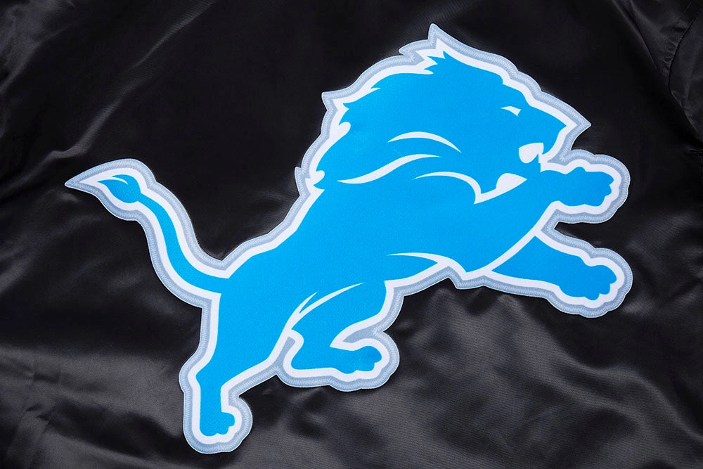 NFL DETROIT LIONS SCRIPT TAIL MEN'S SATIN JACKET (BLACK)