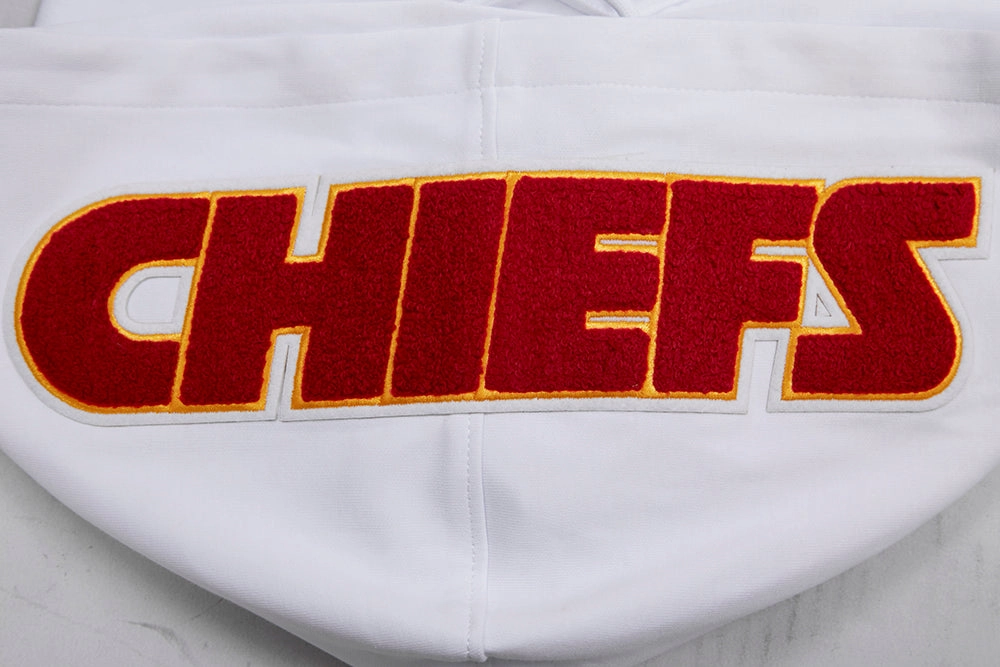 NFL KANSAS CITY CHIEFS CLASSIC CHENILLE MEN'S PULLOVER HOODIE (WHITE)