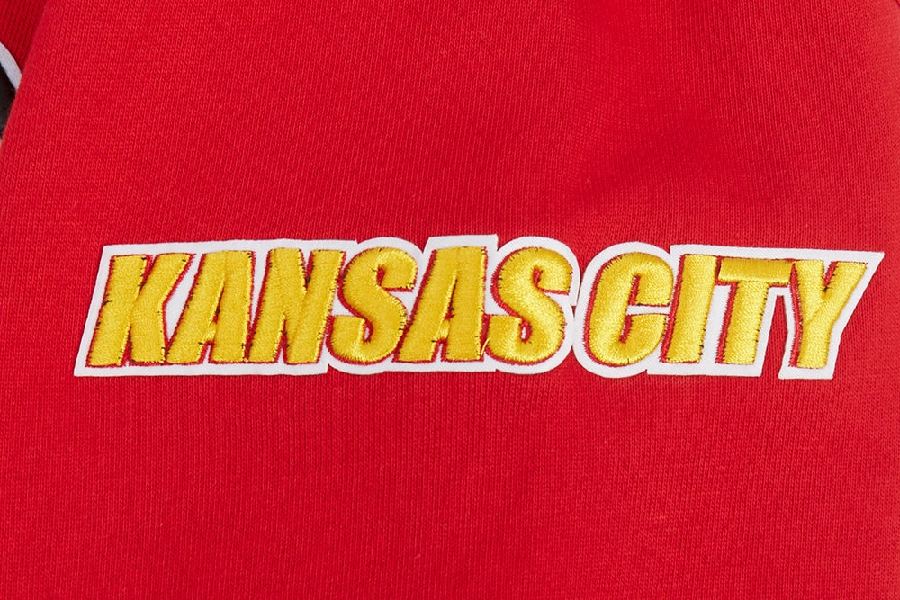 NFL KANSAS CITY CHIEFS OLD ENGLISH MEN'S PULLOVER HOODIE (RED)