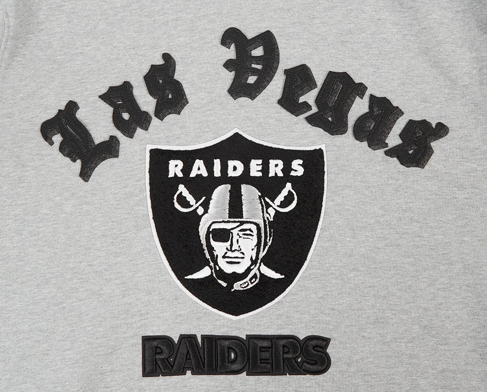 NFL LAS VEGAS RAIDERS OLD ENGLISH MEN'S PULLOVER HOODIE (HEATHER GREY)