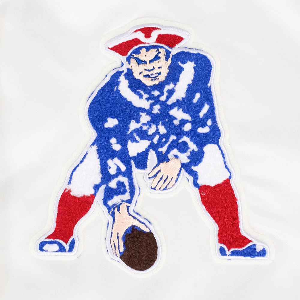 NFL NEW ENGLAND PATRIOTS RETRO CLASSIC WOMEN'S RIB SATIN JACKET (EGGSHELL/ ROYAL BLUE)