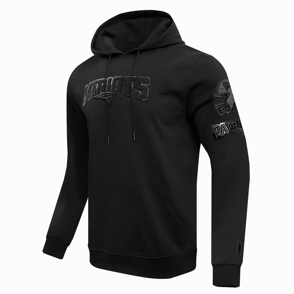 NFL NEW ENGLAND PATRIOTS TRIPLE BLACK MEN'S DOUBLE KNIT PULLOVER HOODIE (TRIPLE BLACK MEN'S)