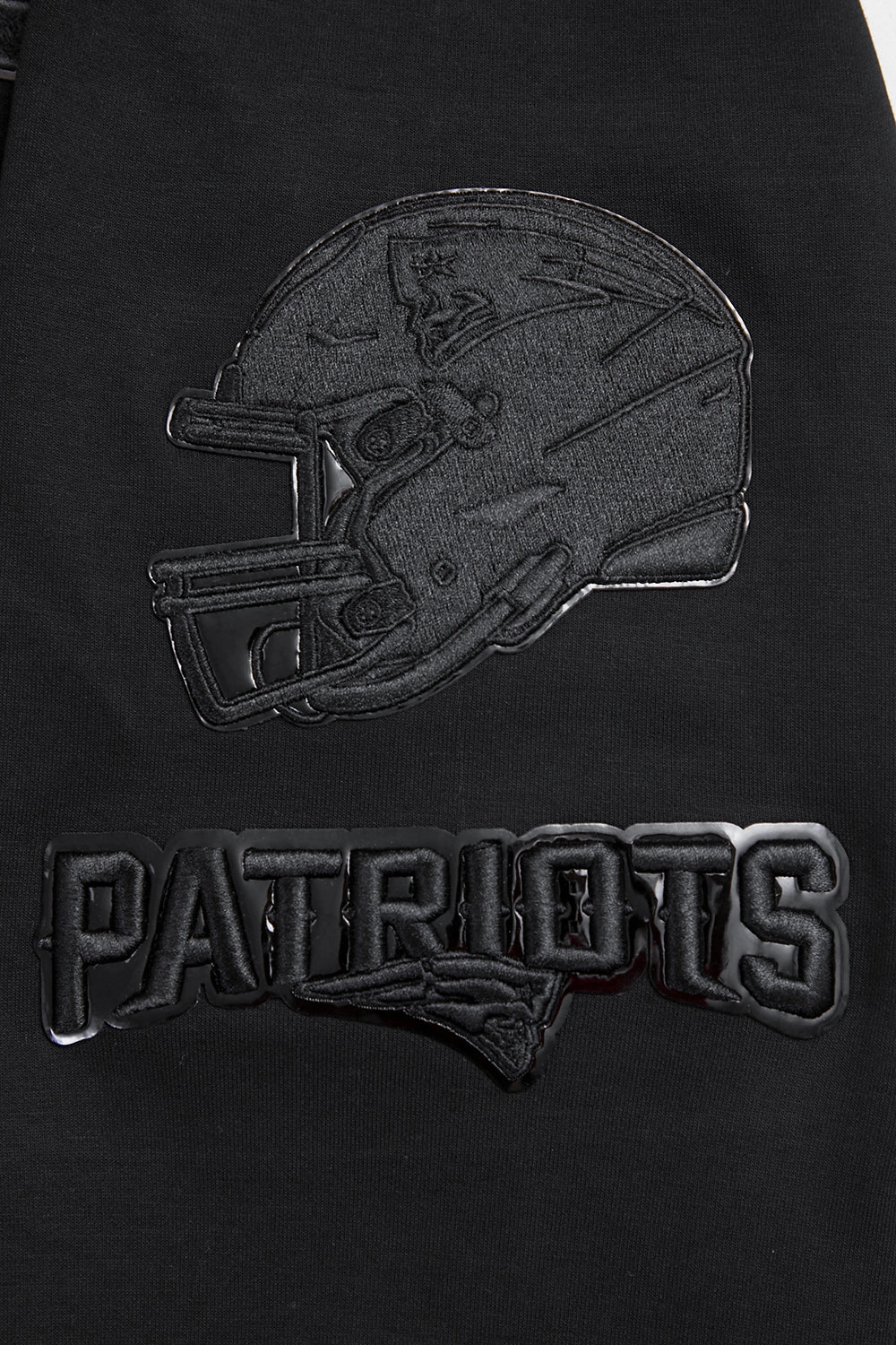 NFL NEW ENGLAND PATRIOTS TRIPLE BLACK MEN'S DOUBLE KNIT PULLOVER HOODIE (TRIPLE BLACK MEN'S)
