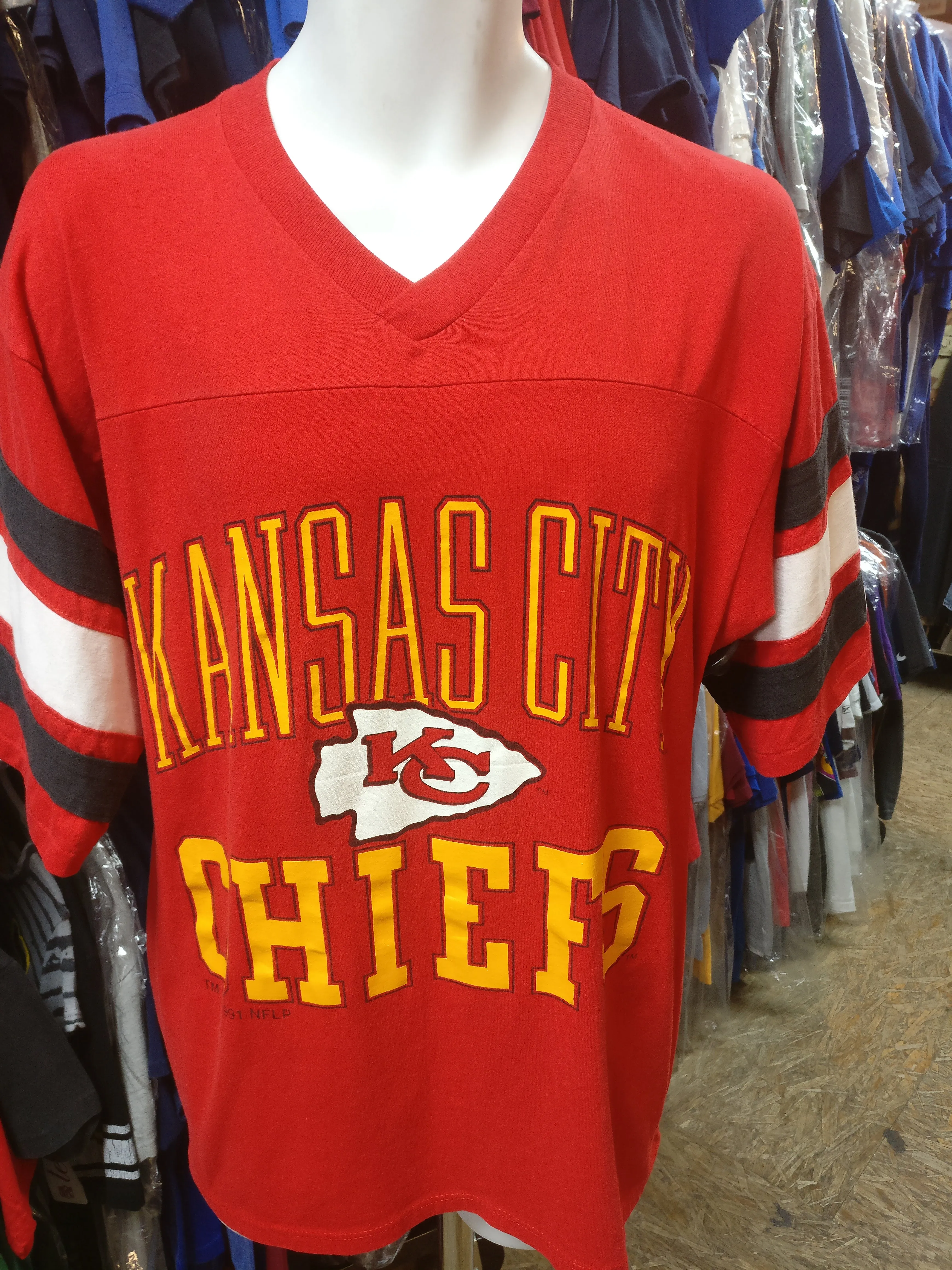 Vintage '91 KANSAS CITY CHIEFS NFL Logo 7 T-Shirt L