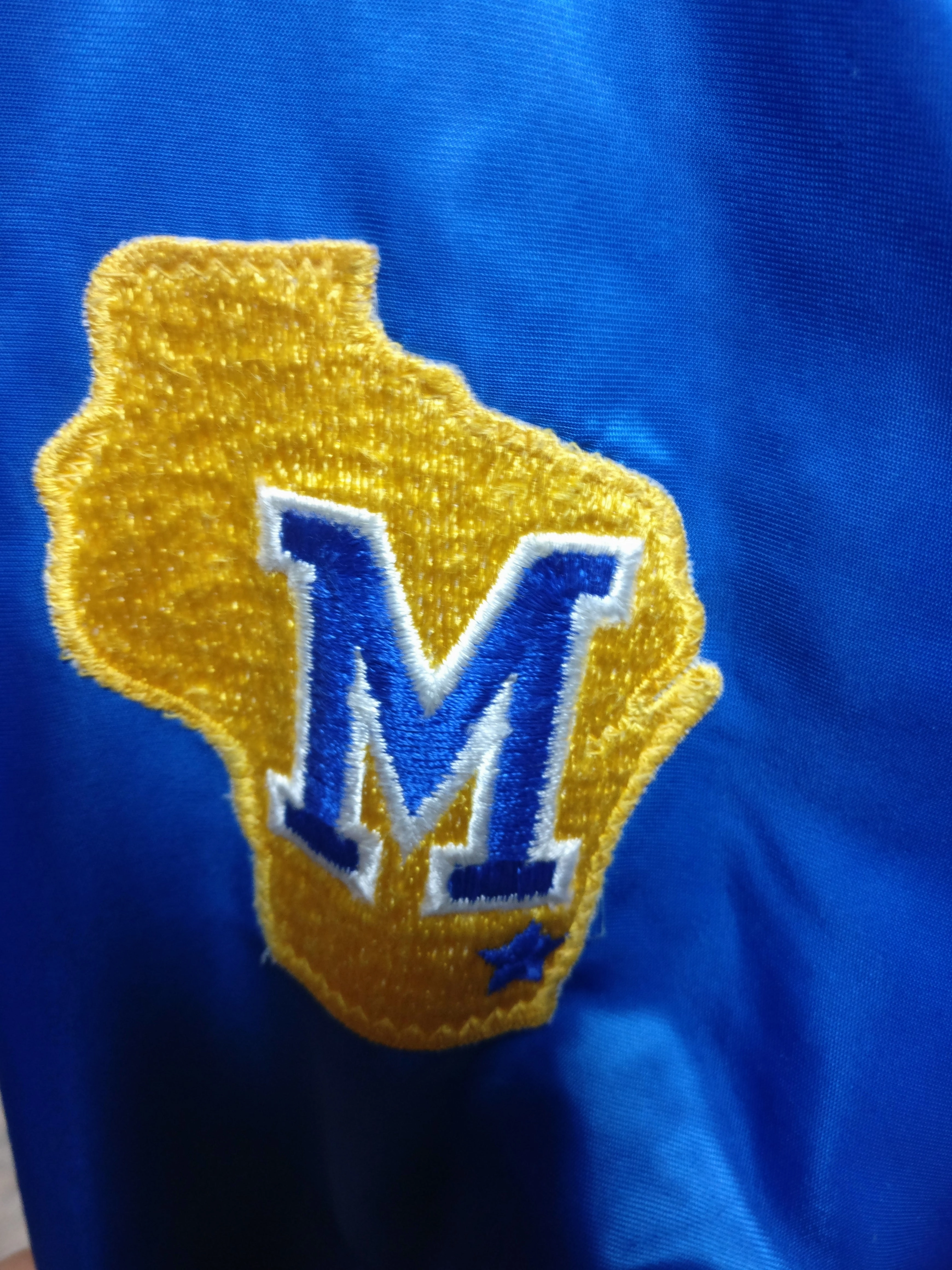 Vintage 80s MILWAUKEE BREWERS MLB Starter Nylon Jacket L