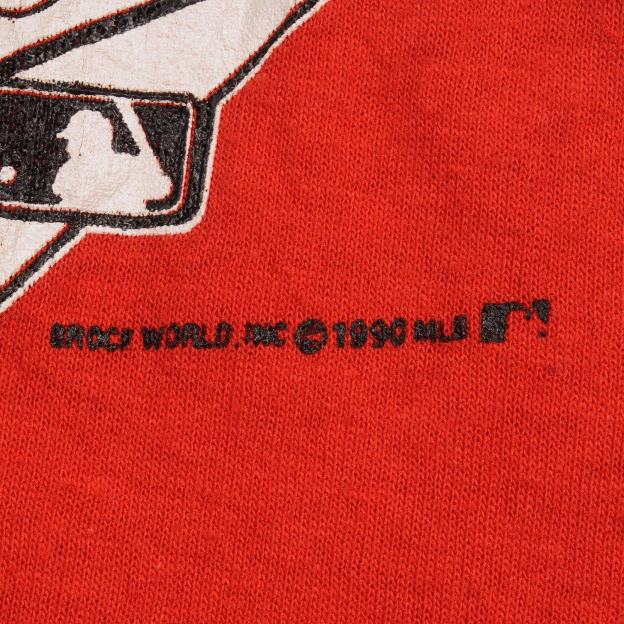 VINTAGE MLB CINCINNATI REDS WORLD CHAMPIONS TEE SHIRT 1990 SMALL MADE IN USA