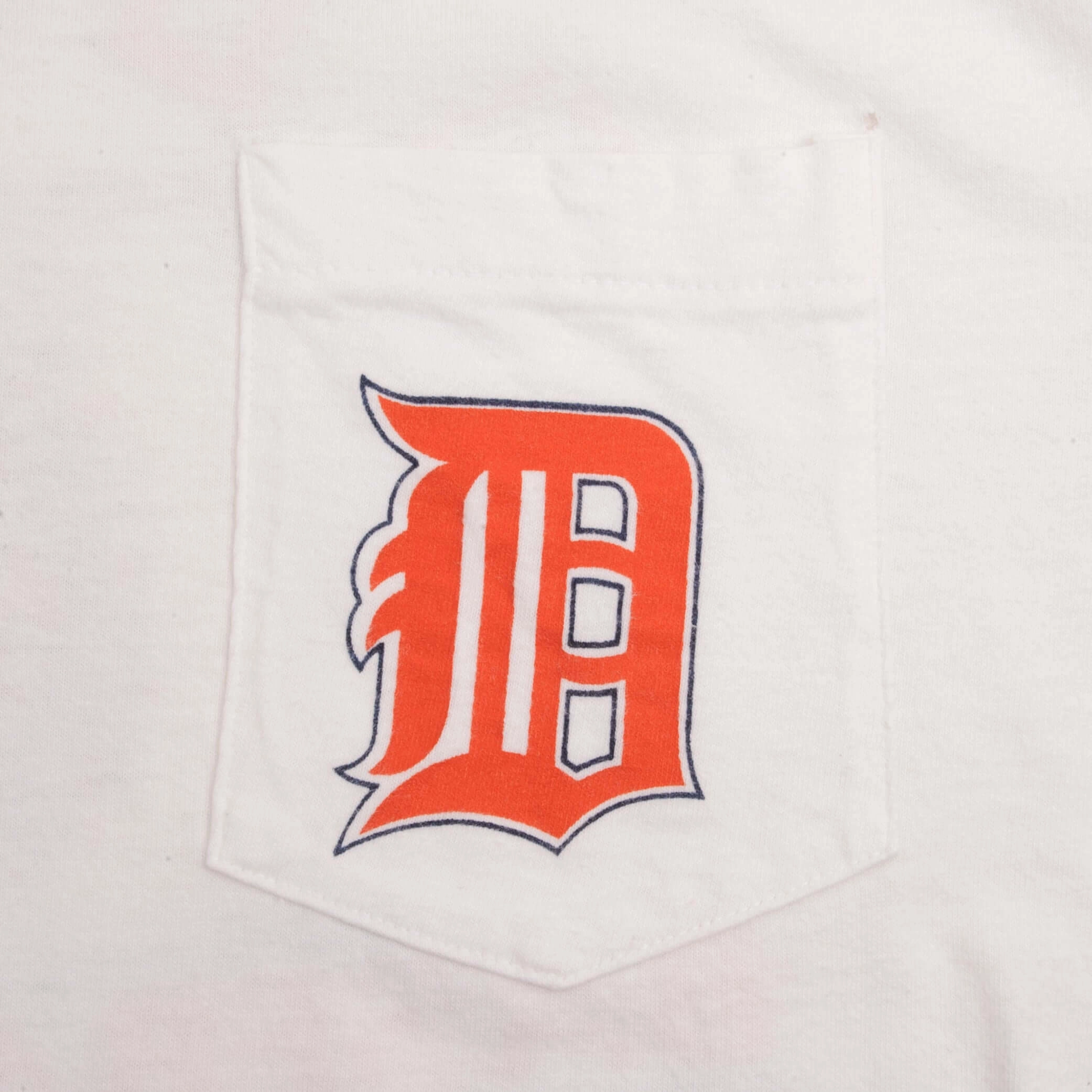 VINTAGE MLB DETROIT TIGERS POCKET TEE SHIRT 1988 SIZE LARGE MADE IN USA