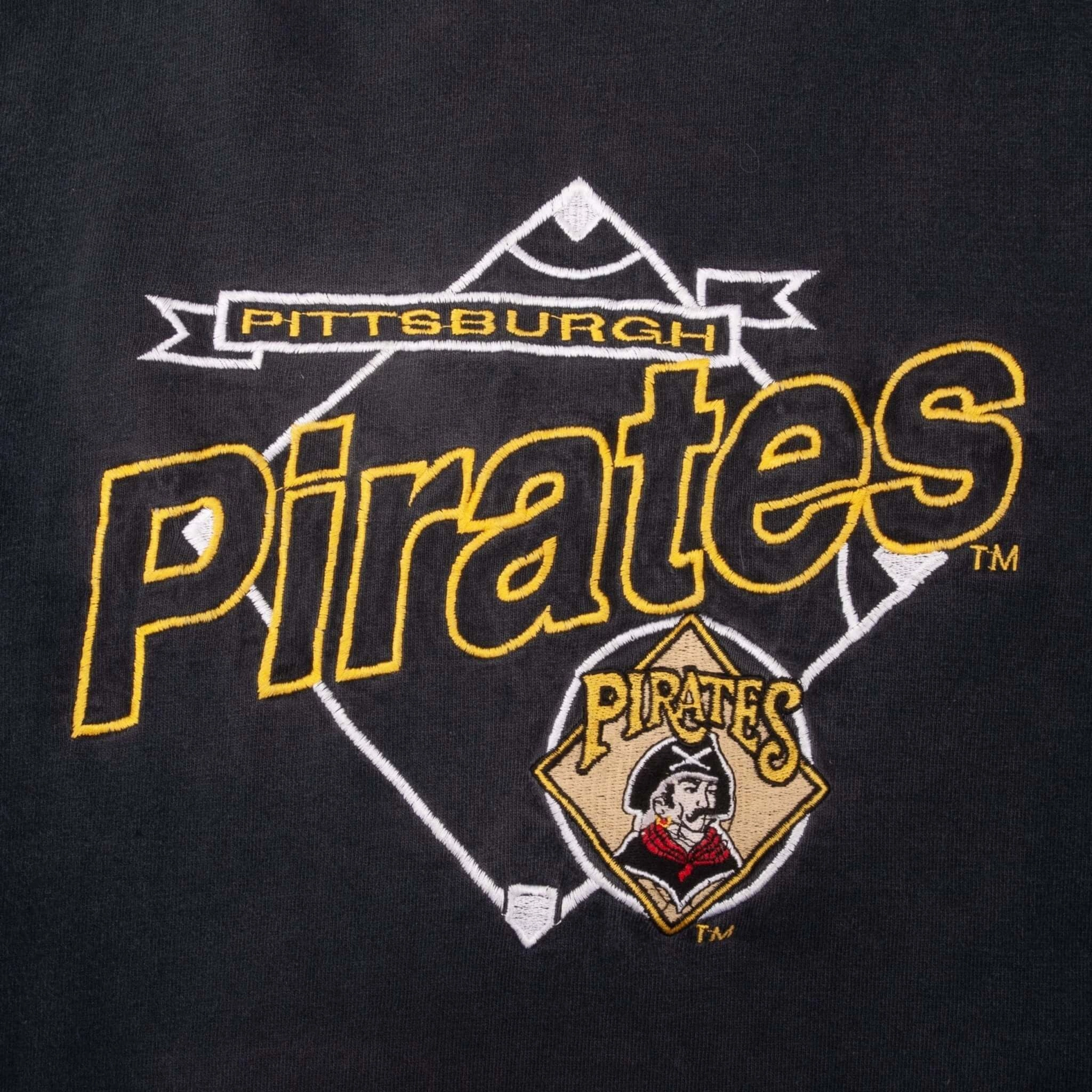 VINTAGE MLB PITTSBURGH PIRATES EMBROIDERED TEE SHIRT 1990S LARGE MADE IN USA
