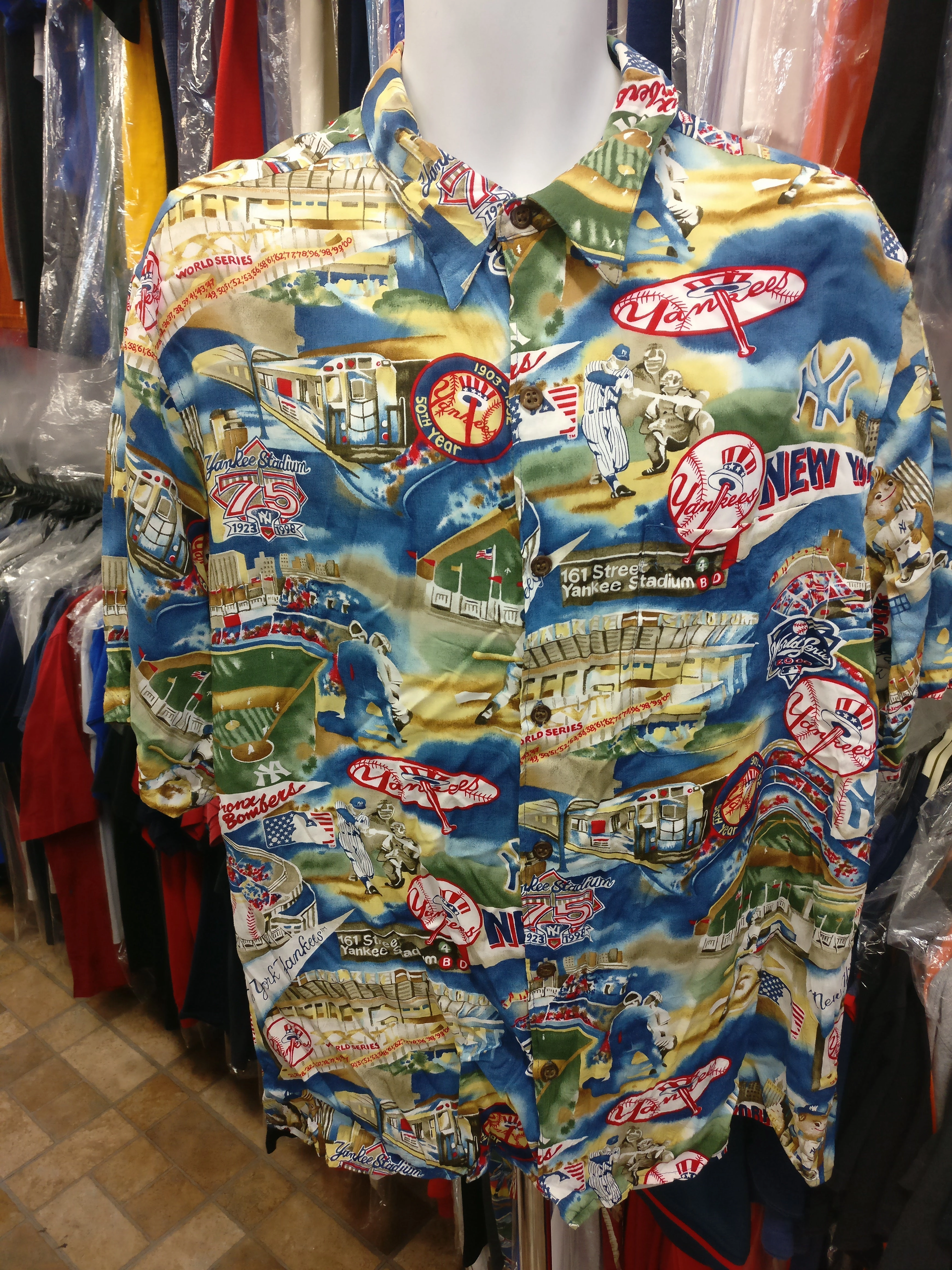 Vintage NEW YORK YANKEES MLB Reyn Spooner Rayon Hawaiian Shirt XL